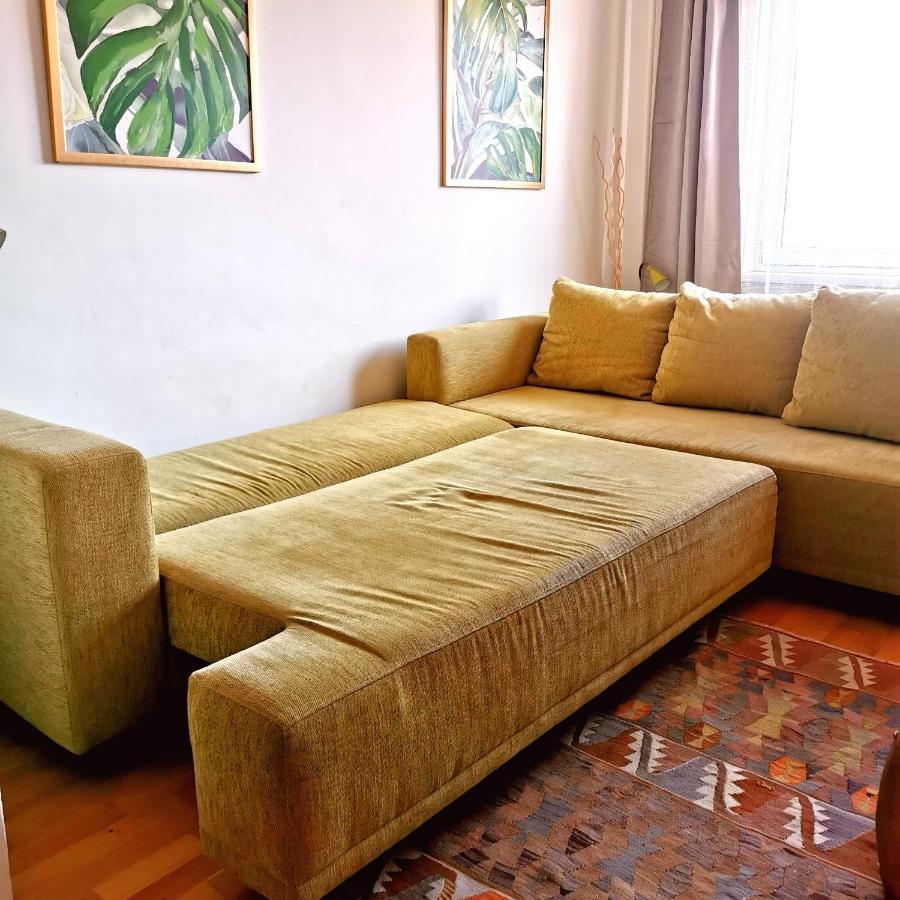 Cozyhome Retro Apartment Bratislava Extérieur photo
